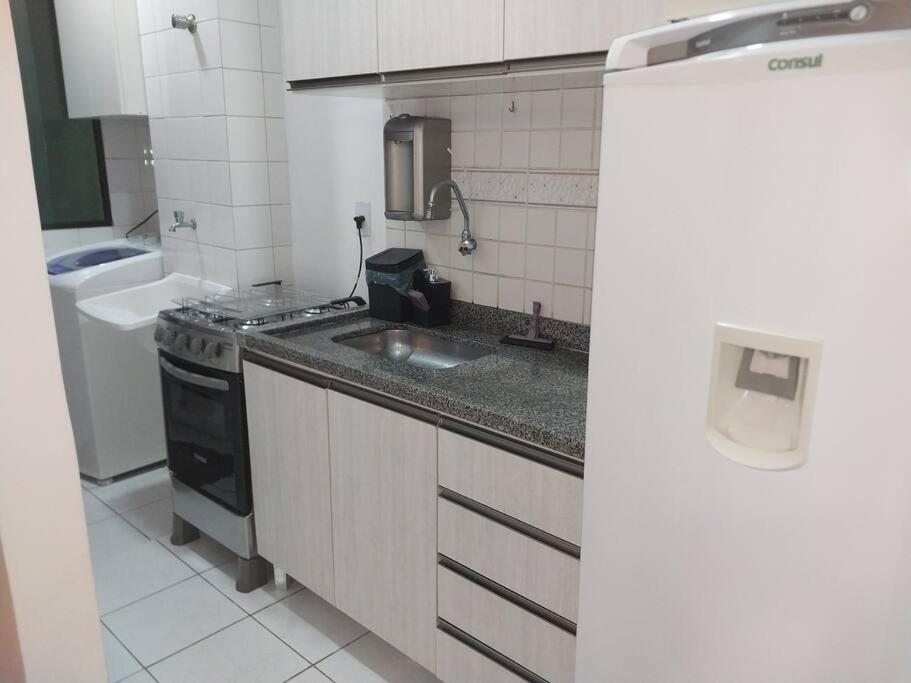 Loft A 1km Do Expor, Metro, Aeroporto Apartamento